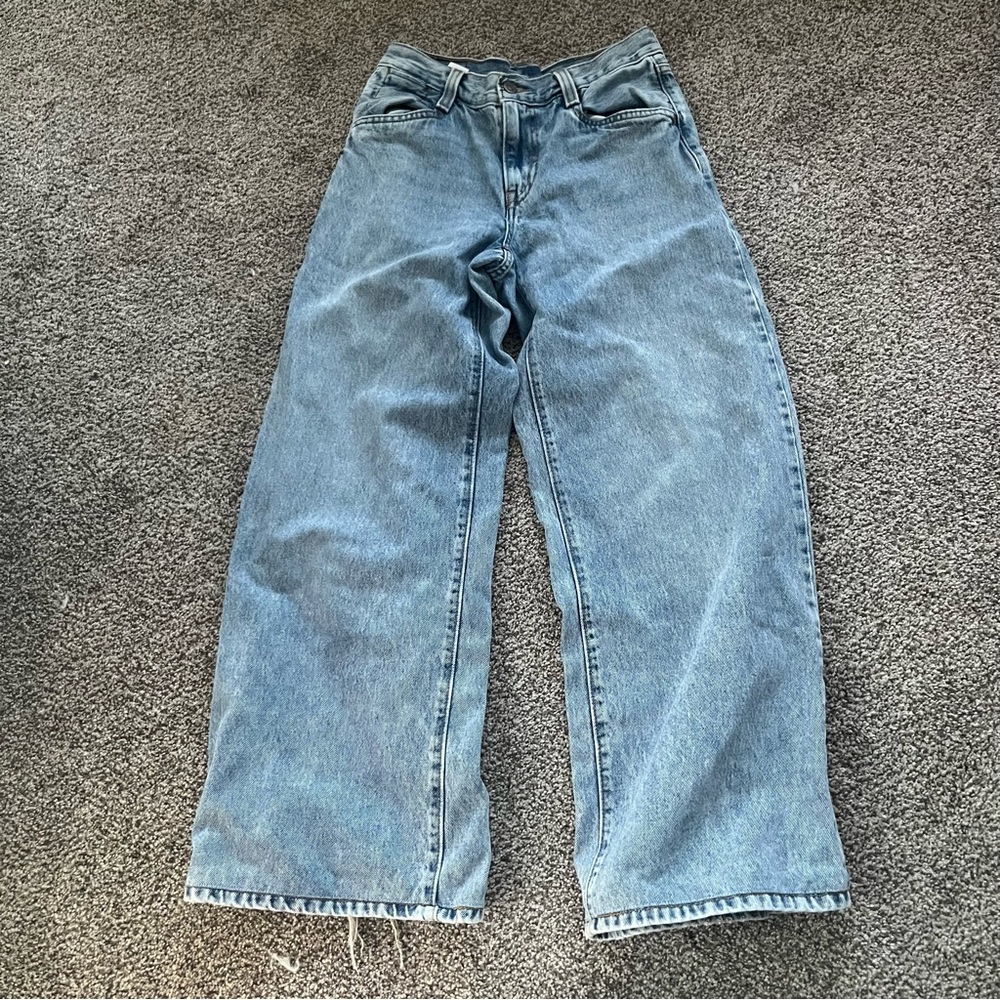 Levi’s Baggy Jeans